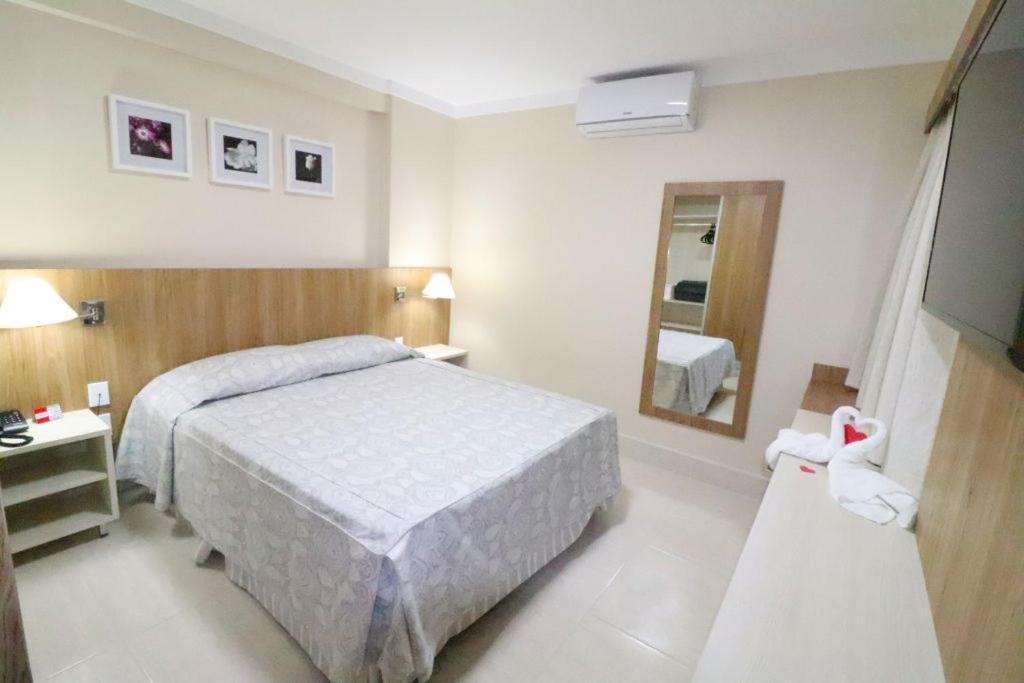 Hotel Piazza Diroma Acqua Park Caldas Novas Exteriér fotografie